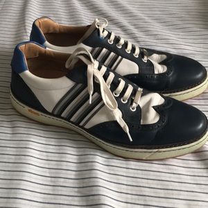Royal albatross golf shoes